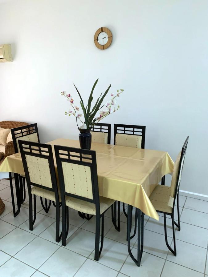 Lovely Beachfront Boutique Apartment Flic en Flac Bagian luar foto