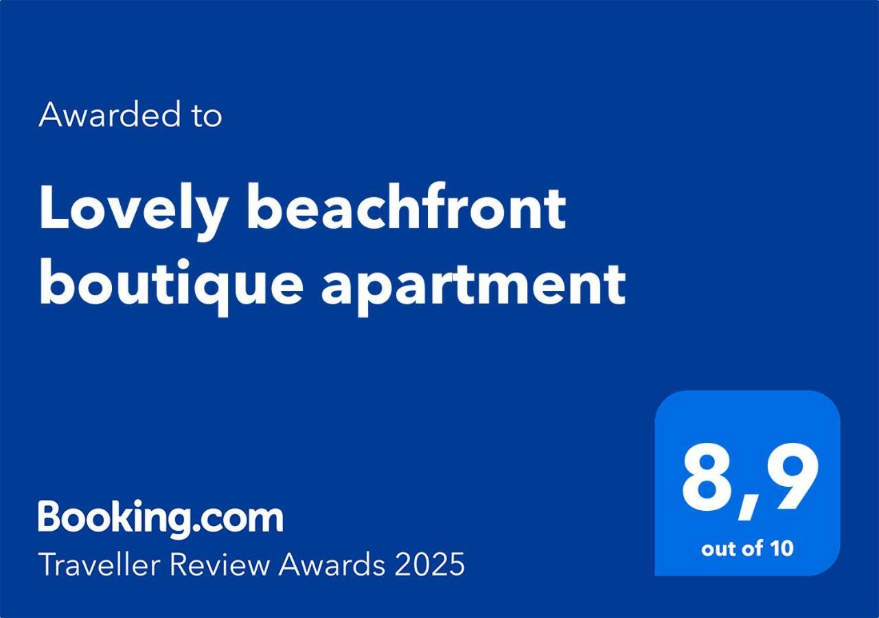 Lovely Beachfront Boutique Apartment Flic en Flac Bagian luar foto
